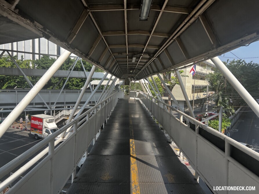 Phaya Thai Ari 3 Bridge - Bangkok, Thailand Filming Location