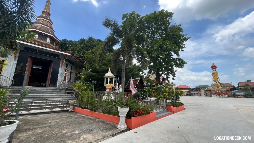 Wat Intharawihan Temple - Bangkok, Thailand Filming Location