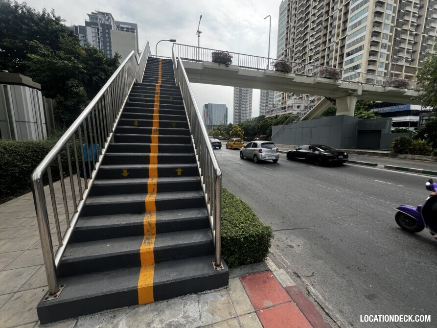 Chong  Nonsri Canal Park - Bangkok, Thailand Filming Location