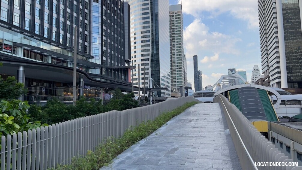 Chong  Nonsri Canal Park - Bangkok, Thailand Filming Location