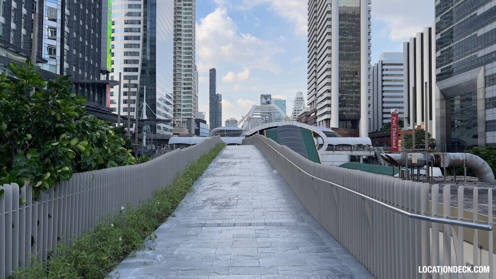 Chong  Nonsri Canal Park - Bangkok, Thailand Filming Location