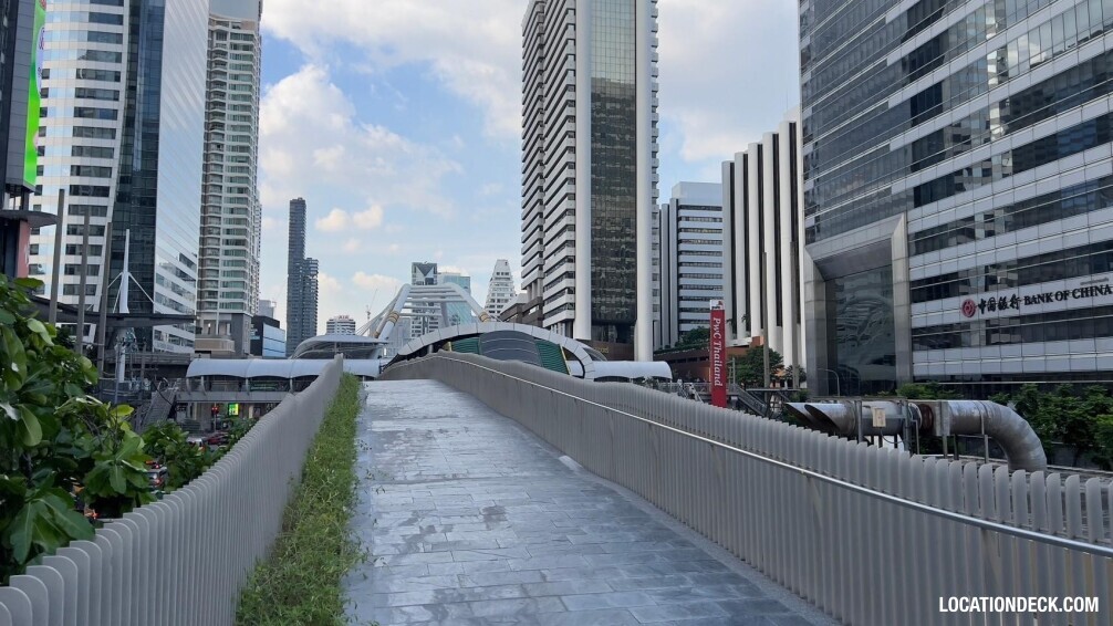 Chong  Nonsri Canal Park - Bangkok, Thailand Filming Location