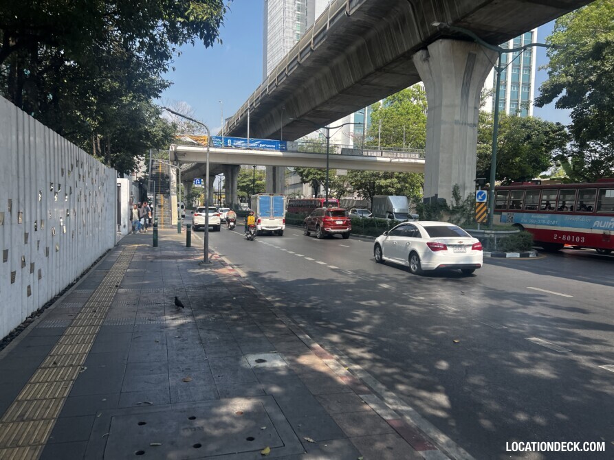 Victory Monument Ari 2 Bridge - Bangkok, Thailand Filming Location