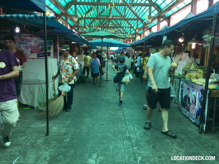 Taling Chan Floating Market - Bangkok, Thailand Filming Location
