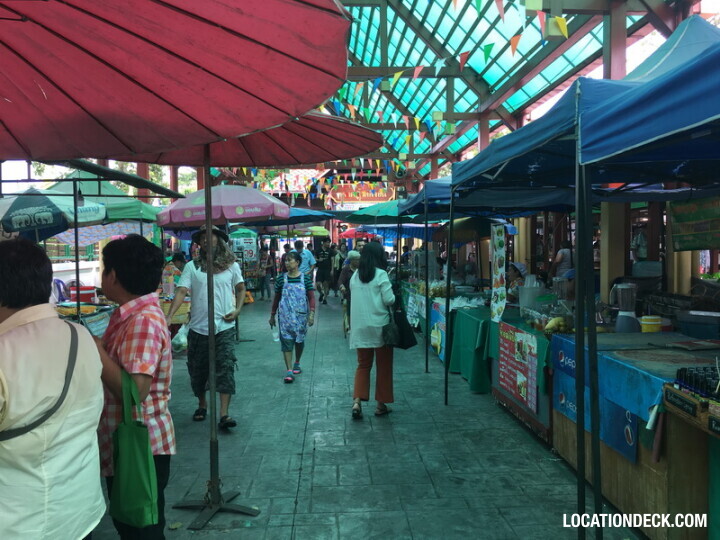 Taling Chan Floating Market - Bangkok, Thailand Filming Location