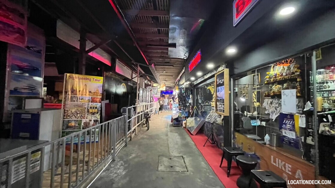 Tha Chang Club - Bangkok, Thailand Filming Location