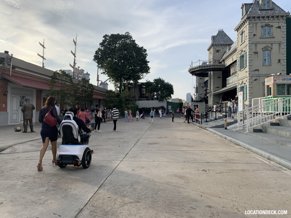 Asiatique Night Market - Bangkok, Thailand Filming Location