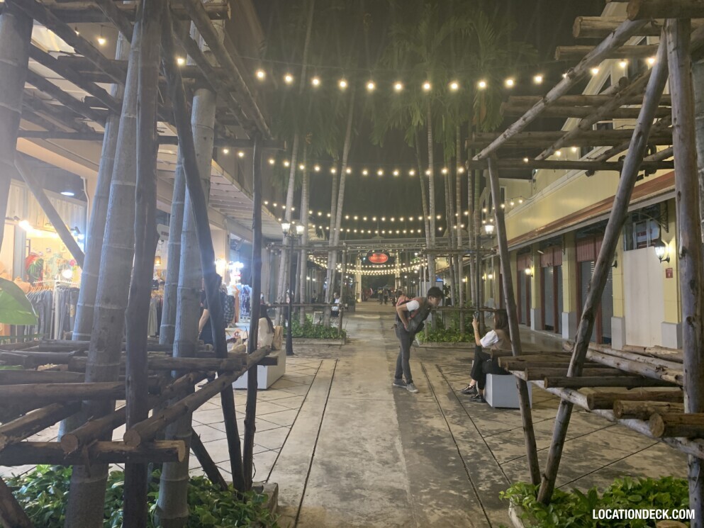 Asiatique Night Market - Bangkok, Thailand Filming Location