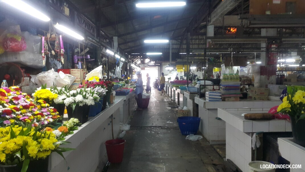 Kosum Ruam Chai Market - Bangkok, Thailand Filming Location