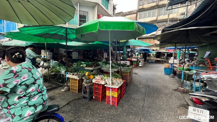 Phra Khanong Fresh Market - Bangkok, Thailand Filming Location
