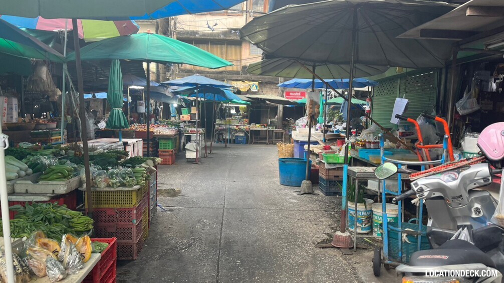 Phra Khanong Fresh Market - Bangkok, Thailand Filming Location