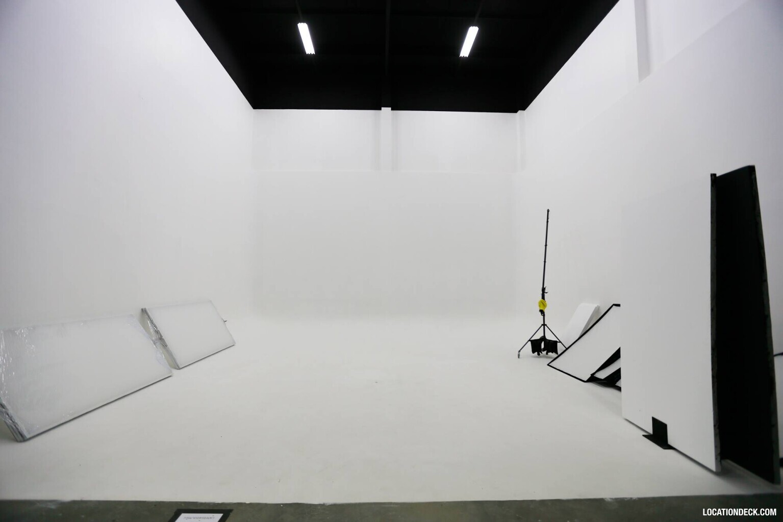 One Shot Studio - Bangkok, Thailand Filming Location